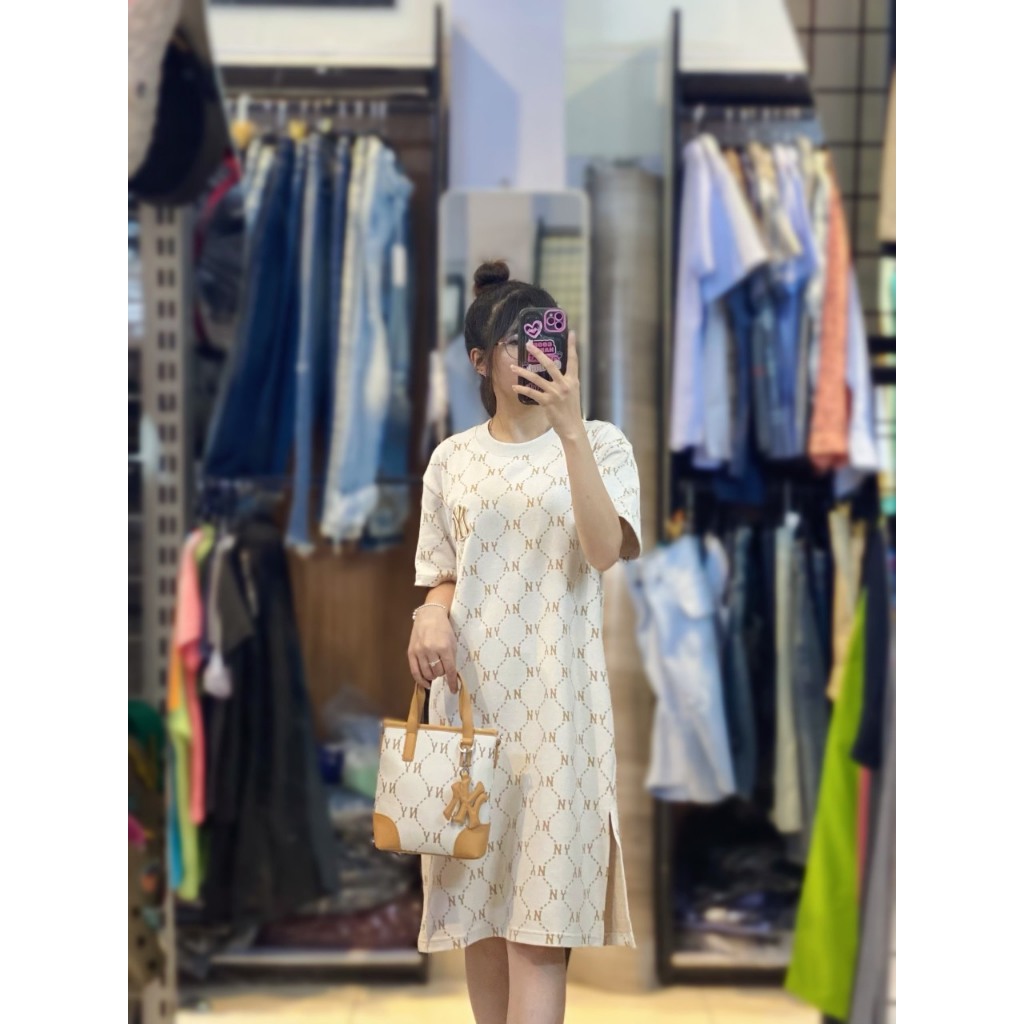 Đầm suông Mờ Lờ Bê vải dư xịn