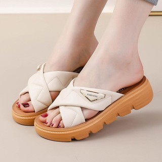 Dép đế bằng chống trượt thông thường mùa hè dành cho bà mẹ trung niên, quý cô trung niên có thể mang dép ra ngoài