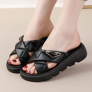 Dép đế bằng chống trượt thông thường mùa hè dành cho bà mẹ trung niên, quý cô trung niên có thể mang dép ra ngoài