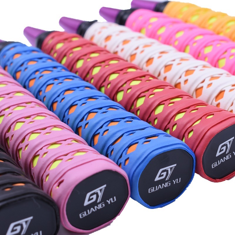 Quấn cán vợt cầu lông SPORTY GY104 nhiều ô thoáng khí, cuốn cán ôm tay, thoát mồ hôi
