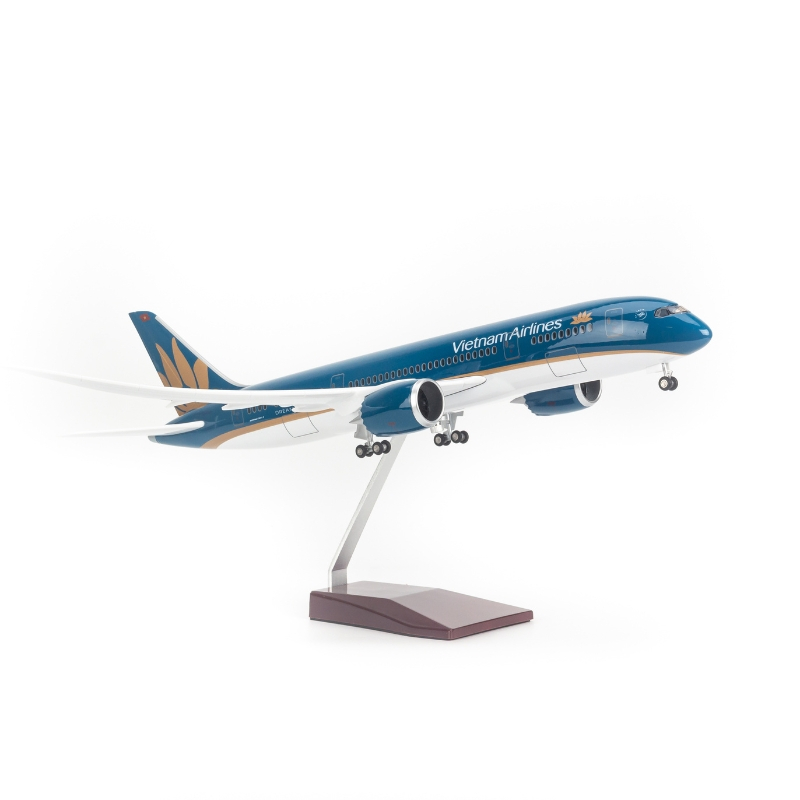 Mô hình máy bay Vietnam Airlines 47cm lắp ráp có đèn Everfly | Shopee ...