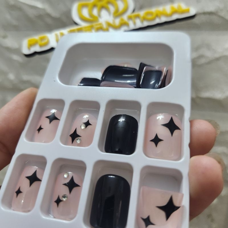 Set 24 móng tay giả, có keo xinh xắn (mẫu 7)