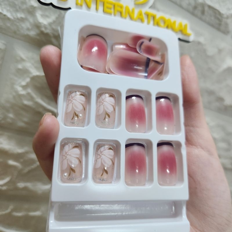 Set 24 móng tay giả, có keo xinh xắn (mẫu 24)