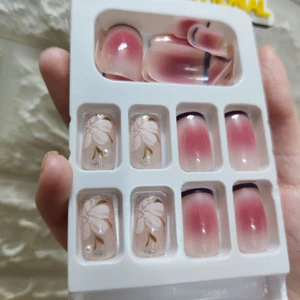 Set 24 móng tay giả, có keo xinh xắn (mẫu 24)