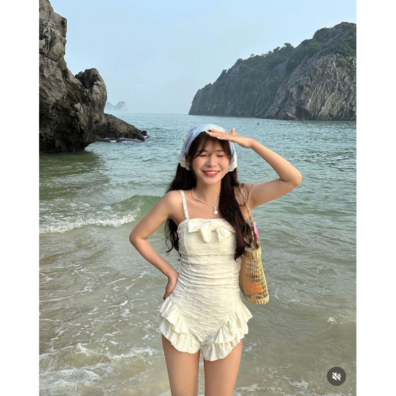 SET BIKINI REN GỢN SÓNG TUA BÈO NƠ NGỰC + KÈM KHĂN REN