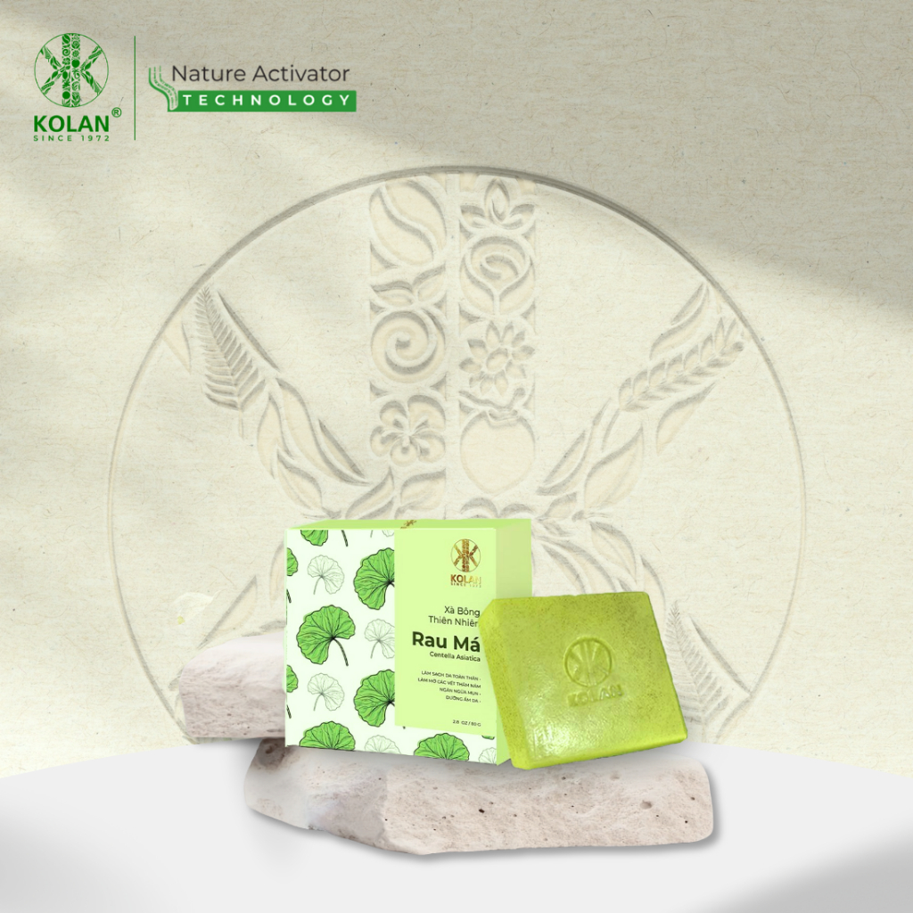 Xà Bông Thiên Nhiên Rau Má KOLAN 80g + Bông Tắm Xơ Mướp KOLAN Giúp Làm Sạch Sáng Mịn Body
