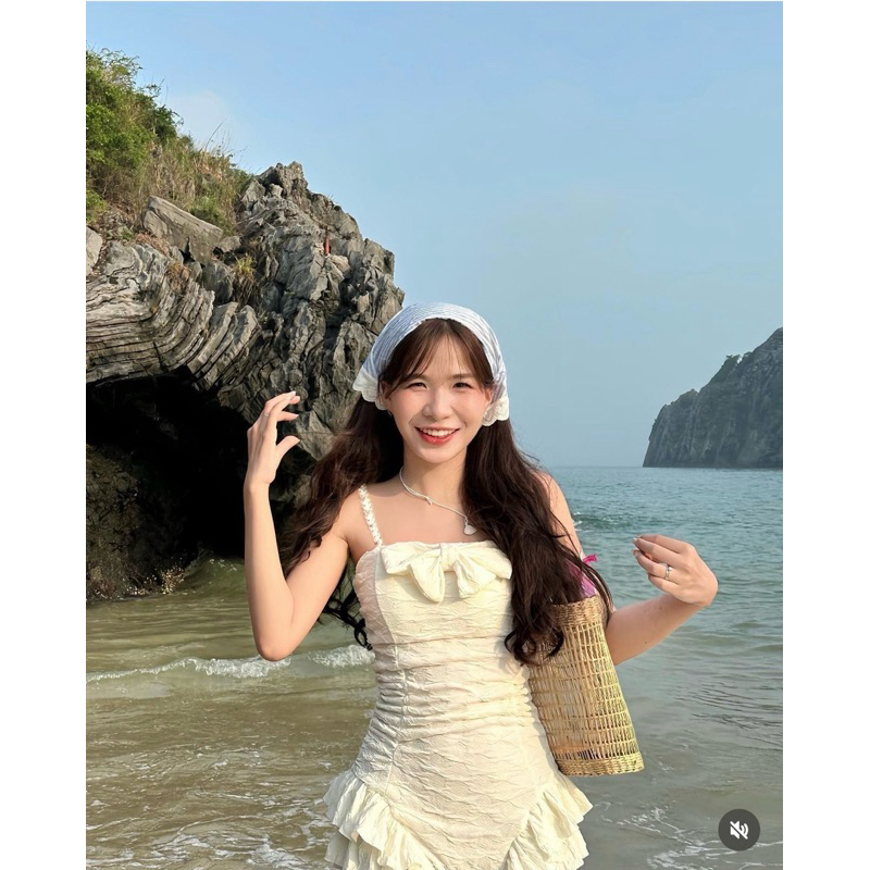 SET BIKINI REN GỢN SÓNG TUA BÈO NƠ NGỰC + KÈM KHĂN REN