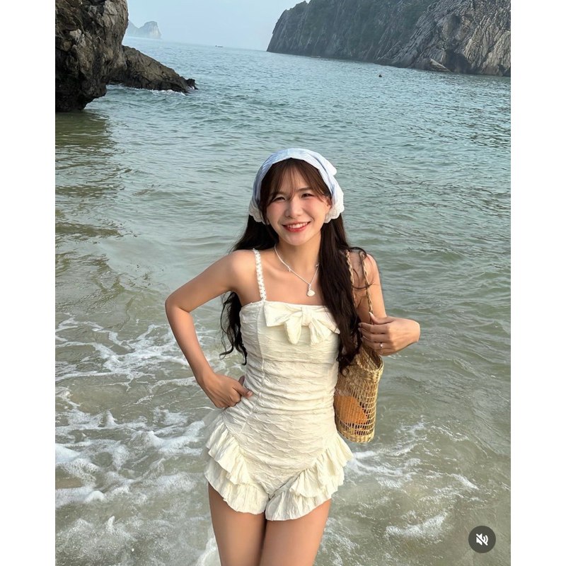SET BIKINI REN GỢN SÓNG TUA BÈO NƠ NGỰC + KÈM KHĂN REN