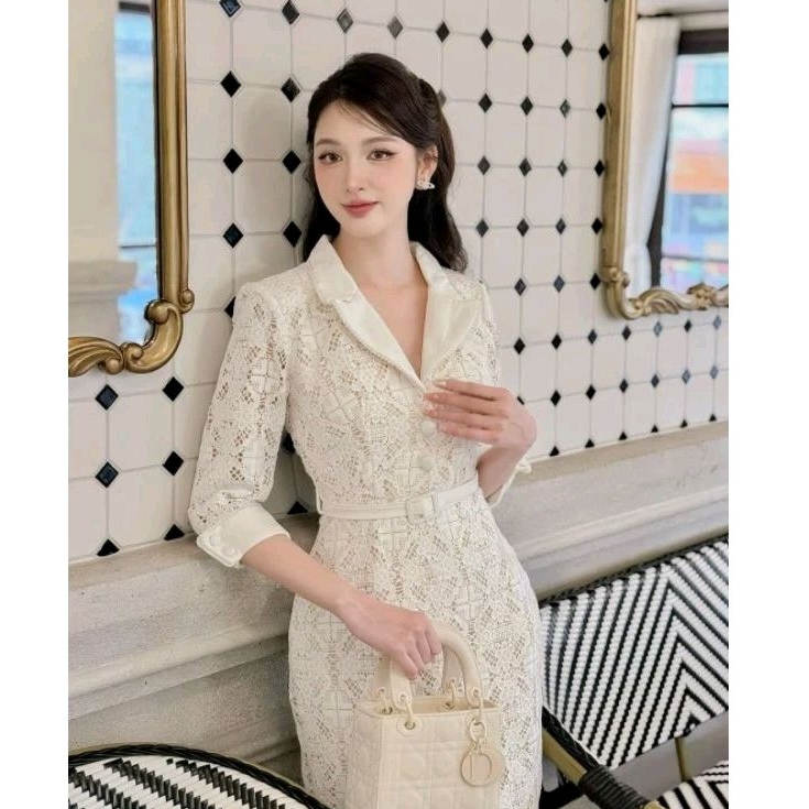 Váy body ren chỉ 5D trắng đính lông vũ – thiết kế cao cấp Limited | Kim Thoa Design + feedback khách