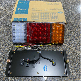 Đèn hậu ô tô xe tải led 2003A 3 khoang vuông bé điện 12v và 24v.( Giá 1 chiếc)