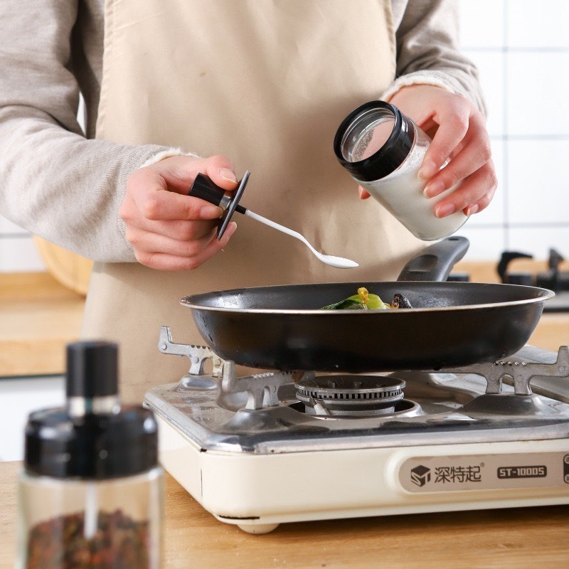 Hũ lọ thủy tinh đựng gia vị kèm thìa cao 14cm tiện dụng cho nấu ăn