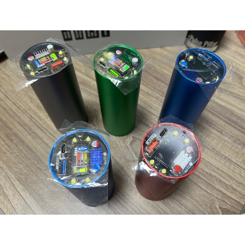 Pin dự phòng Tesla 4680-46950 tích hợp đèn pin 4 led - LCD hiển thị ...