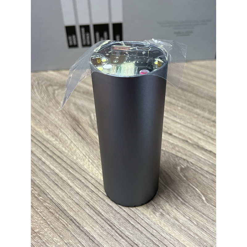 Pin dự phòng Tesla 4680-46950 tích hợp đèn pin 4 led - LCD hiển thị ...