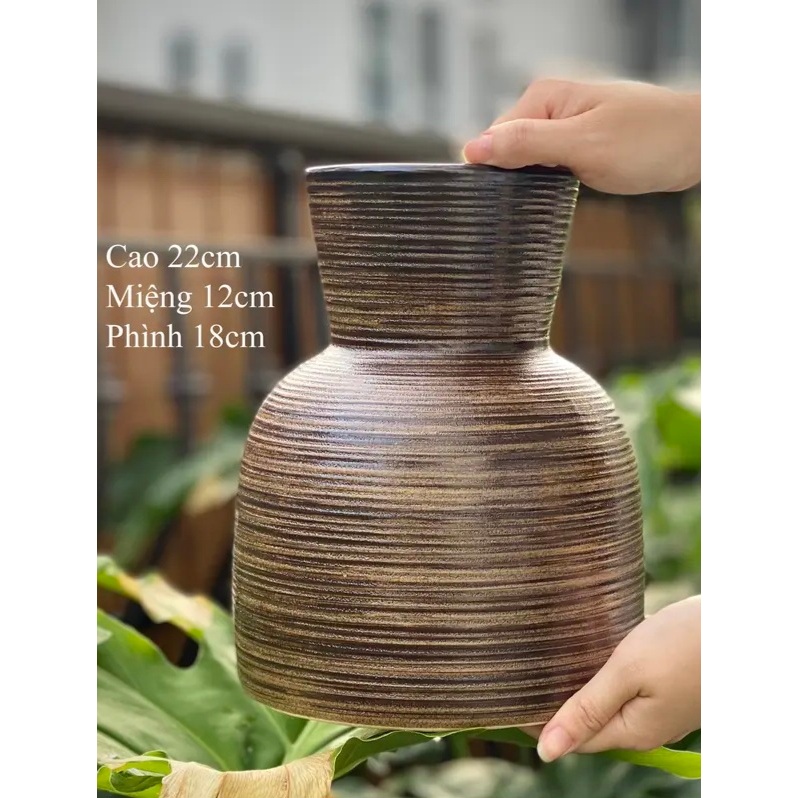 lọ hoa, bình cắm hoa dáng búp bê, men mộc, bình gốm Bát Tràng