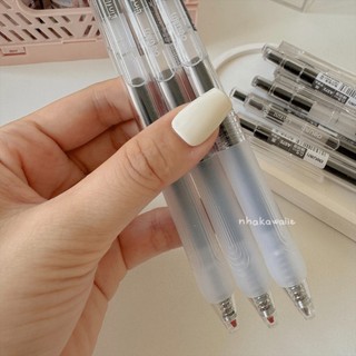 Bút gel Deli bút bi nước mực đen A575 ngòi 0.5mm có ruột refill