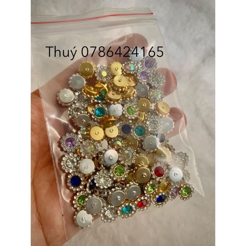Set 100 hạt đá hoa kích thước 10mm trang trí áo dài .