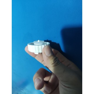 Nút vặn bình nước Bàn Ủi Hơi Nước Đứng Bluestone GSB - 3941 / GSB 3951 Ngăn Chứa Nước Bàn Là Hơi Nước Đứng Chính Hãng