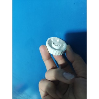 Nút vặn bình nước Bàn Ủi Hơi Nước Đứng Bluestone GSB - 3941 / GSB 3951 Ngăn Chứa Nước Bàn Là Hơi Nước Đứng Chính Hãng