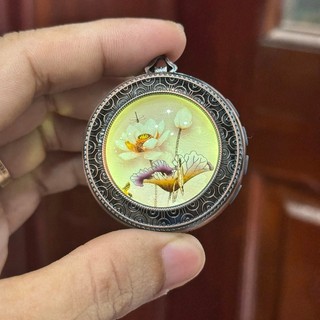 loa nghe kinh niệm phật Hộp vải bông sen có led sẵn 35 bài / khe thẻ nhớ / cổng tai nghe 3.5mm / nghe liên tục 8 giờ