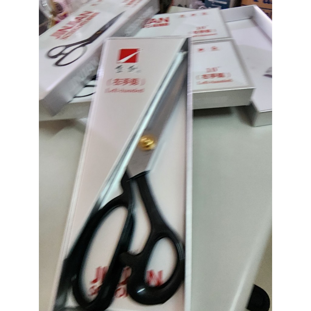 Kéo cắt vải cầm TAY TRÁI JINJIAN Cao Cấp cắt được nhiều loại vải được làm từ thép không rỉ được sử dụng trong may mặc