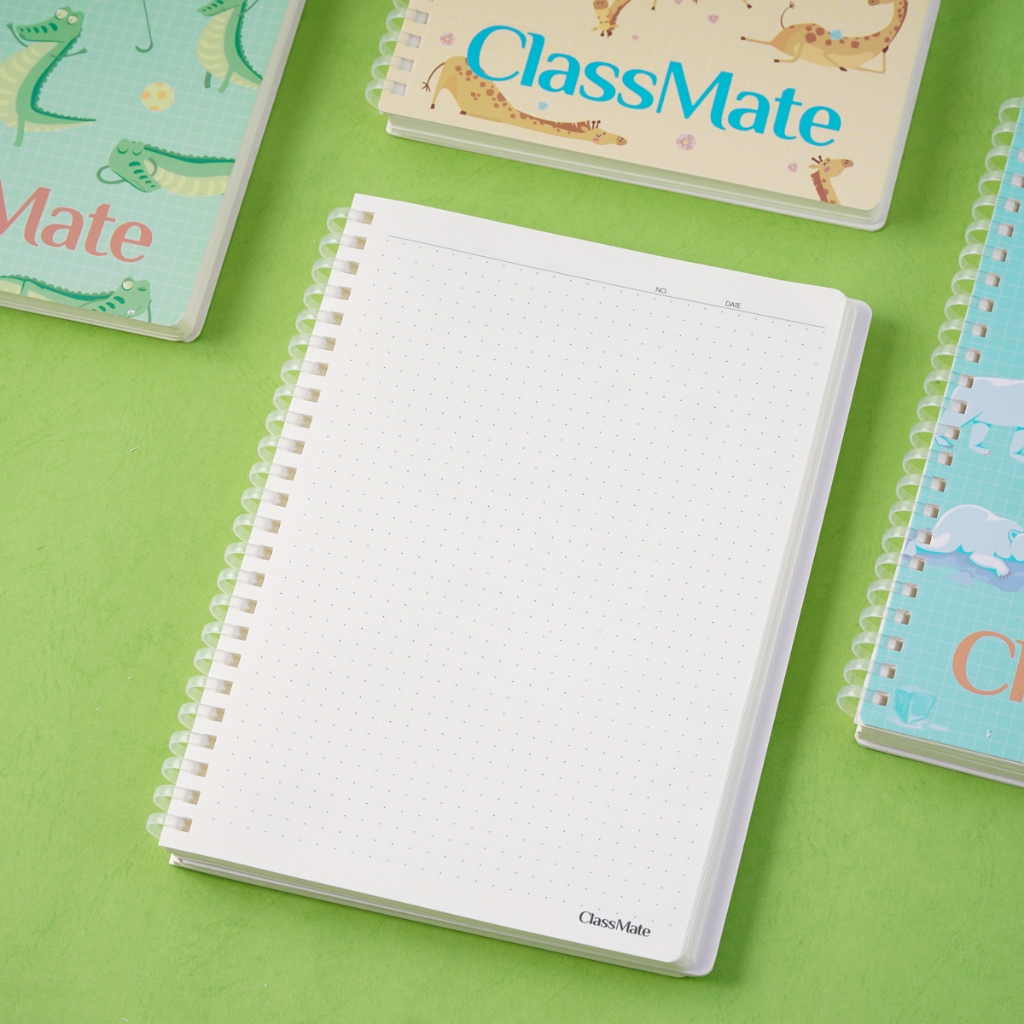 Sổ Tay Ghi Chép 200 Trang Classmate Sổ Lò Xo Nhựa Mềm Tỳ Lên Không Đau Tay Ruột Chấm Dot Grid 80GSM Sổ A5/B5 Animal