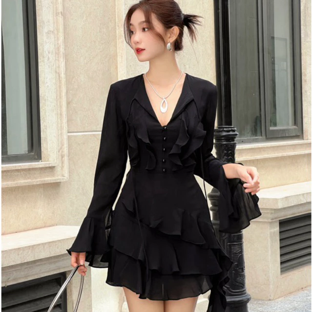 RÊVER Đầm dự tiệc đầm nữ cao cấp trắng đen tay dài tua rua dự tiệc đi biển Mermaid Dress