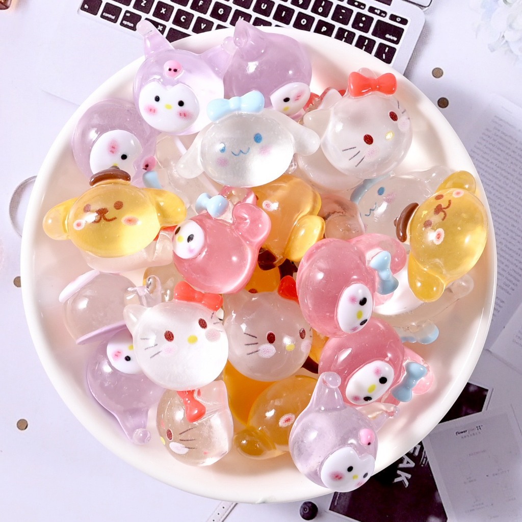 CHARM SỮA DẠNG KHỐI MẪU ĐÁNG IU