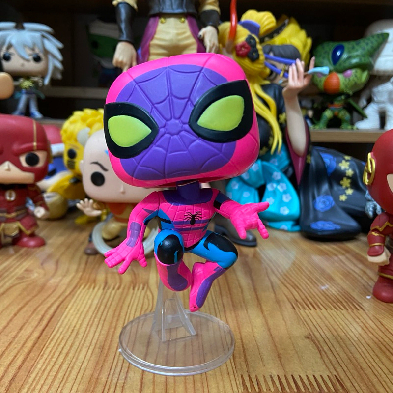 Funko POP! & Tee: Spider-Man: Across The Spider-Verse - Spider-man