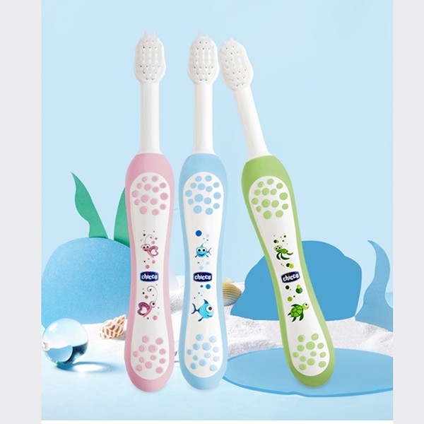 Bàn chải Chicco made in Italy cho bé từ 6-36 tháng tuổi chính hãng hanzomart