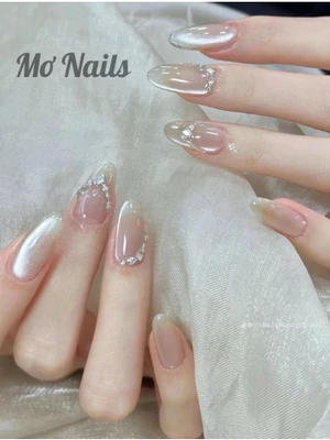 Nail Box thiết kế mắt mèo charm bạc sáng M42 nhà Mơ Nails
