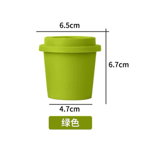 Cốc / hộp nhựa đựng mút trang điểm nền, chắc chắn, có lỗ thoát hơi trên nắp và đáy hộp, phom gọn như cốc cà phê