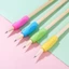Set 2 cái đệm silicon định vị cầm bút cho bé, chống chai tay cho bé