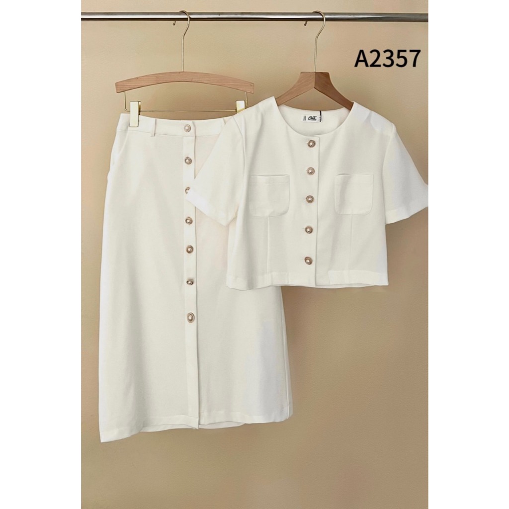 Set bộ áo crotop phối chân váy midi dáng dài A2357