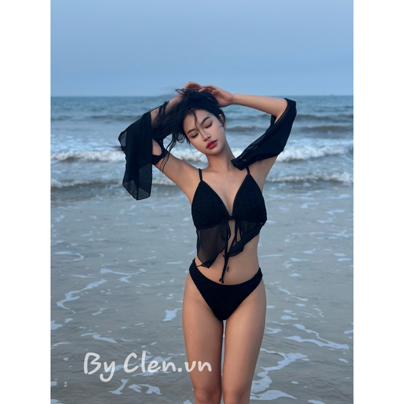 Bikini 2 mảnh màu đen phối voan - Mẫu mới 2025