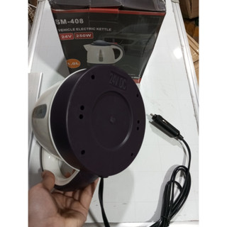 Ấm đun nước siêu tốc trên ô tô cắm tẩu điện ô tô điện 12v 24v. (Giá 1 ấm)