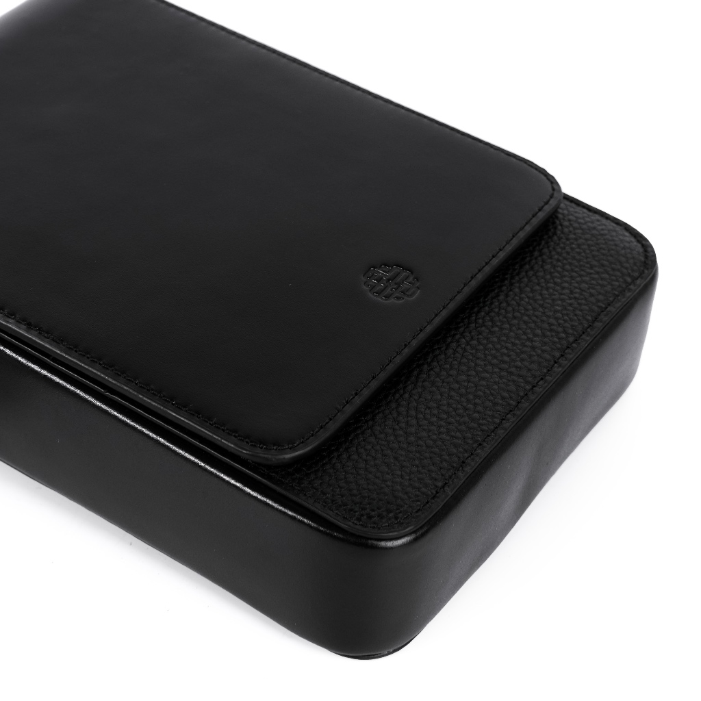Ảnh Túi đeo chéo nam da Bò Ý - MAISON BE PHONE BAG - BAG07 - Thương hiệu Be Classy 4