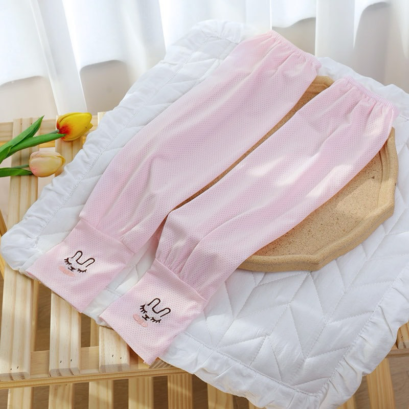Ống tay thông hơi chống nắng in hình thỏ mẫu mới
