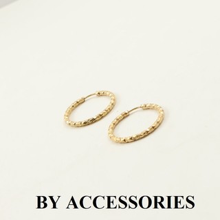Bông tai nữ unisex titan kiểu tròn đơn giản mặt vát lõm đa diện mạ vàng 18K không gỉ WE2442 BY ACCESSORIES