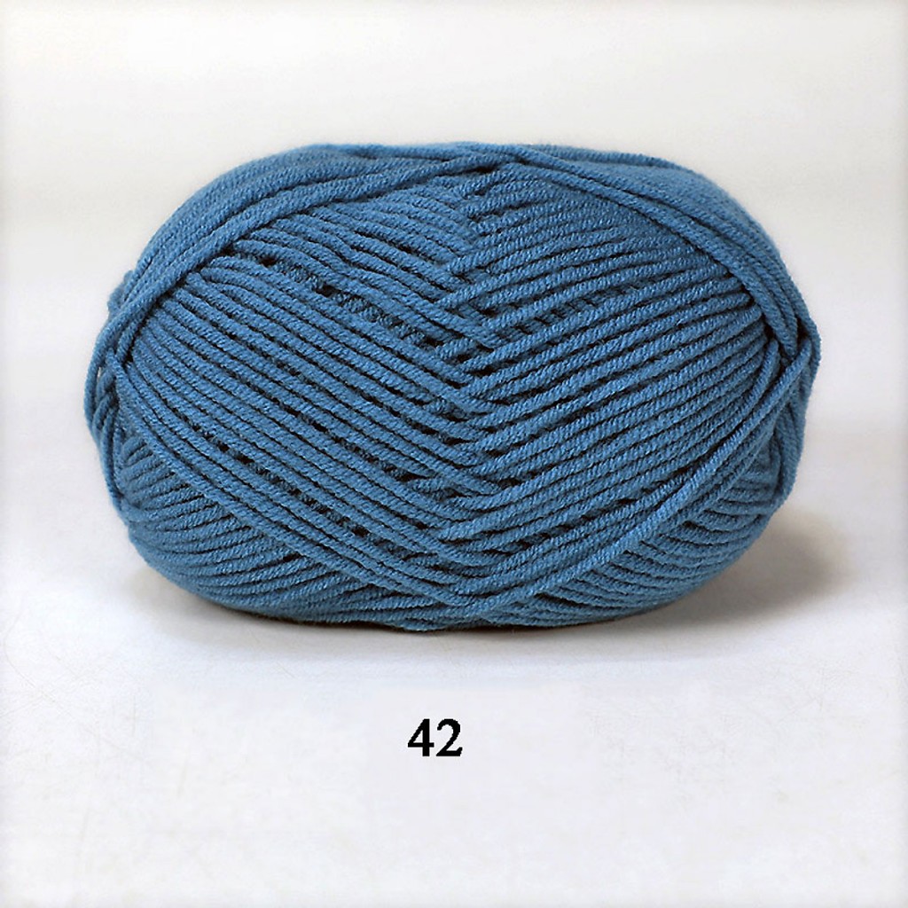 42 - Xanh công