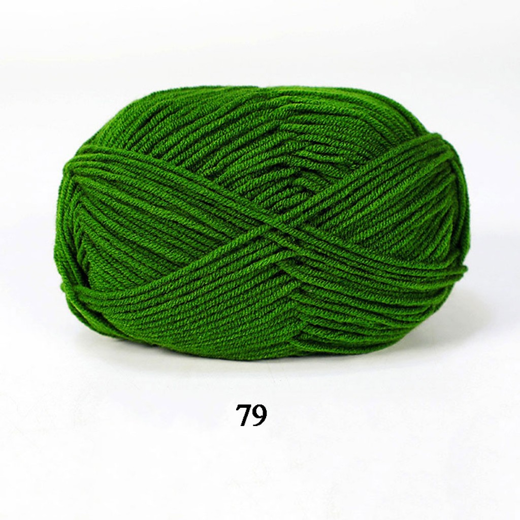 79 - Xanh lá cây