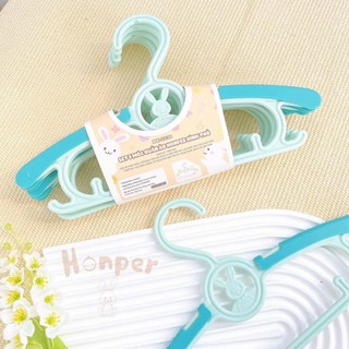 Bộ 5 móc phơi đồ hình thỏ Honper treo quần áo trẻ em cho bé, nhựa cao cấp dày dặn có nấc điều chỉnh dài ngắn.