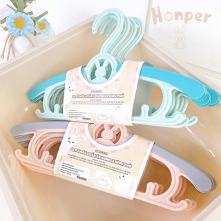 Bộ 5 móc phơi đồ hình thỏ Honper treo quần áo trẻ em cho bé, nhựa cao cấp dày dặn có nấc điều chỉnh dài ngắn.