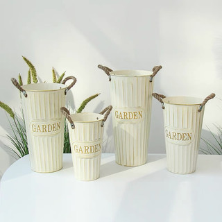 (Giá dùng thử) Chậu hoa sắt xô cắm hoa trang trí Garden bình thiếc lọ decor Vintage nhiều mẫu