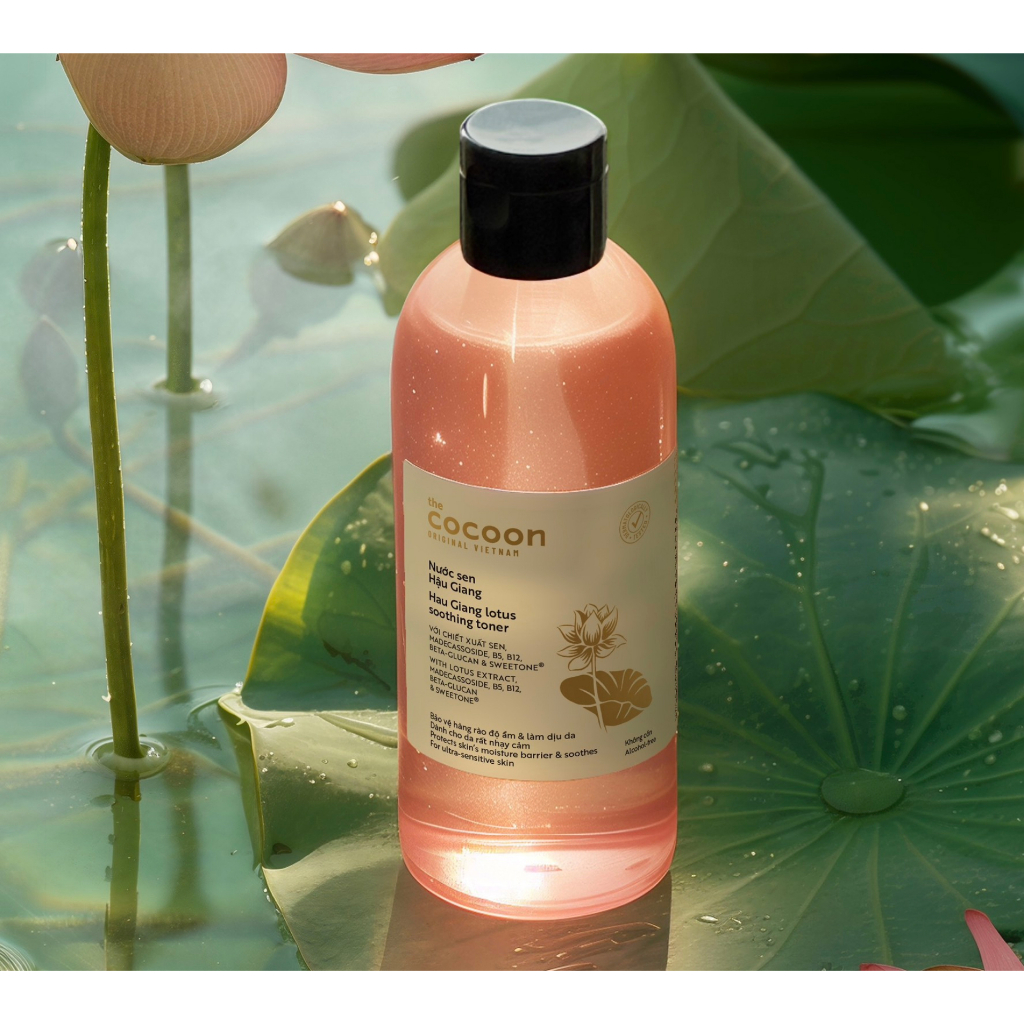Ảnh Bigsize - Nước sen Hậu Giang (toner) giúp phục hồi đa nhiệm cho da rất nhạy cảm Cocoon 310ml 2