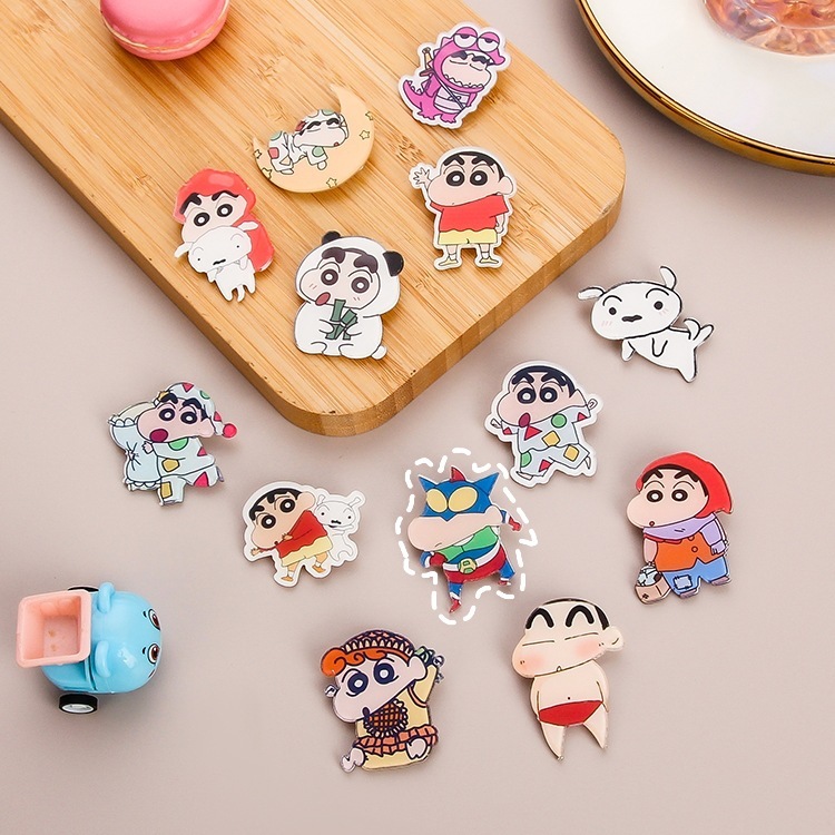 Combo 10 Huy hiệu ghim pin cài áo Shin cực dễ thương 4cm 5cm