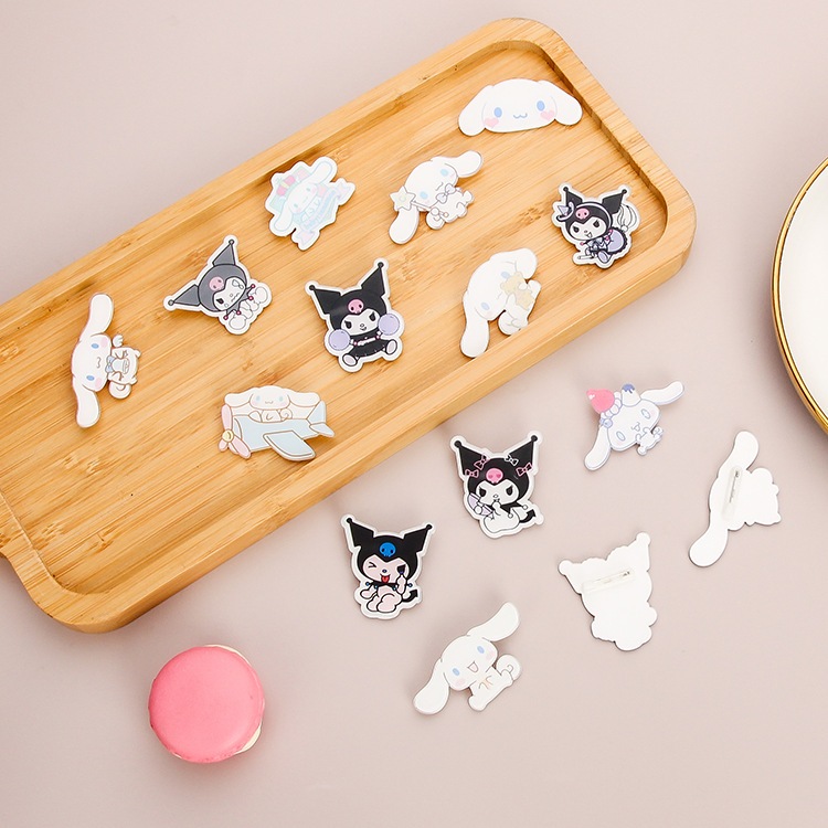 Combo 10 Huy hiệu ghim pin cài áo Sanrio kuromi cực kì dễ thương 3cm 4cm