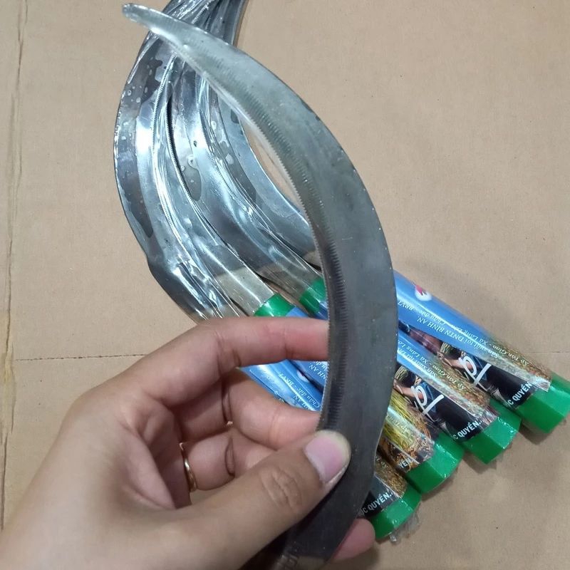 Lưỡi Liềm, Lưỡi Hái Cắt Cỏ, Làm Cỏ Cán Nhựa Tay Phải