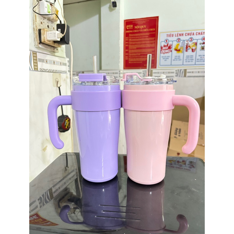 Ly thái giữ nhiệt có quai 900ml - kèm ống hút inox ( màu ngẫu nhiên )