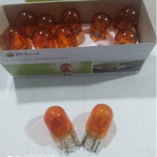 Hộp 10 Bóng đèn ô tô chân cắm T20 12V 1 tóc, 2 tóc màu vàng.