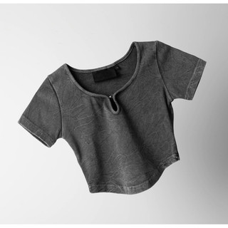 MIDDUA - CR2402 Crop vạt bầu cut kiểu, wash bụi